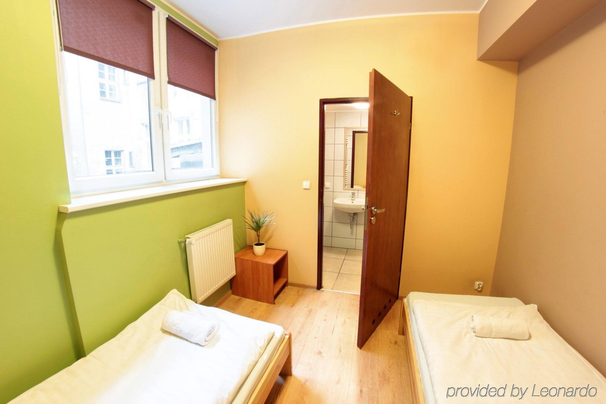 Frolic Goats Hostel Posen Zimmer foto