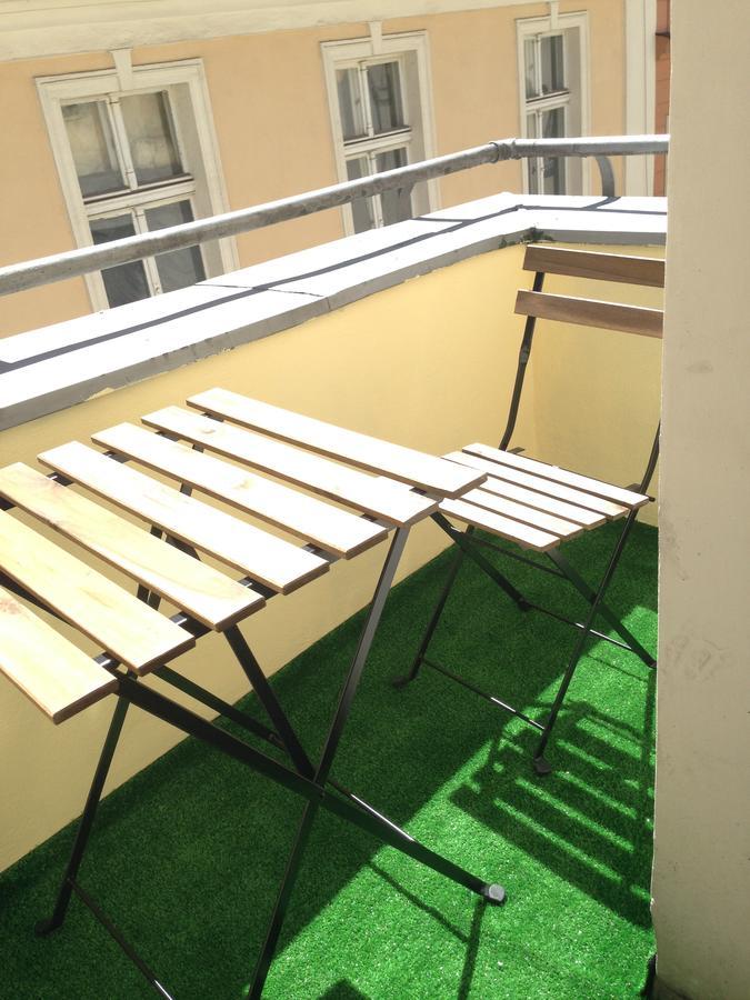 Frolic Goats Hostel Posen Exterior foto