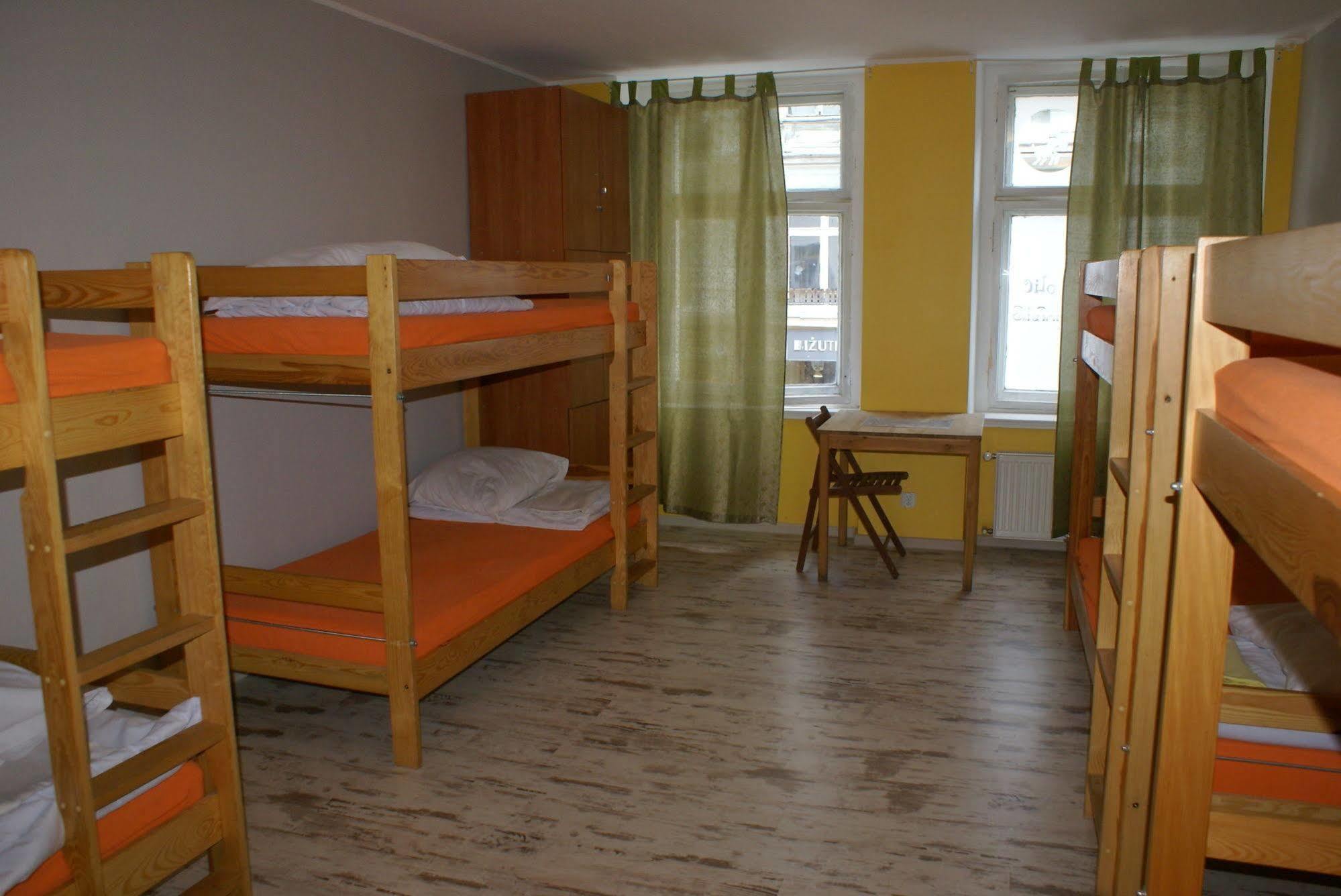 Frolic Goats Hostel Posen Exterior foto